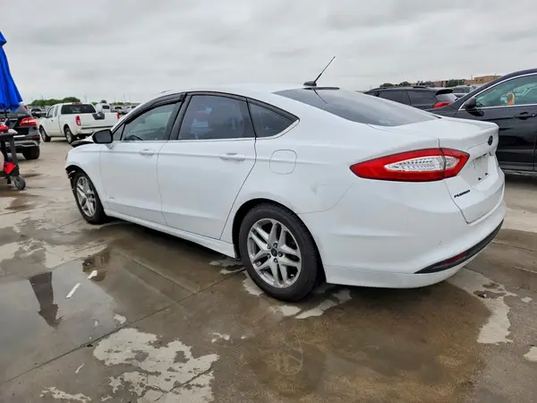 3FA6P0H74GR105177 2016 FORD FUSION - Image 2