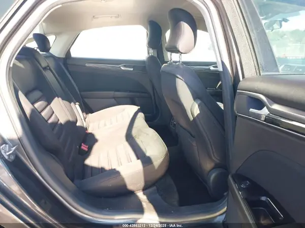 3FA6P0H74GR109035 2016 FORD FUSION - Image 8