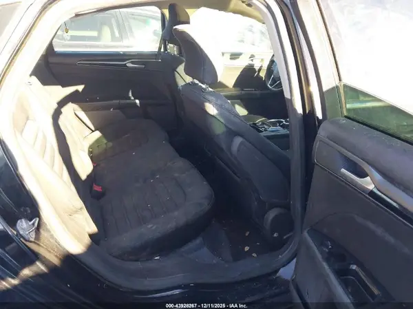 3FA6P0H74GR142245 2016 FORD FUSION - Image 8