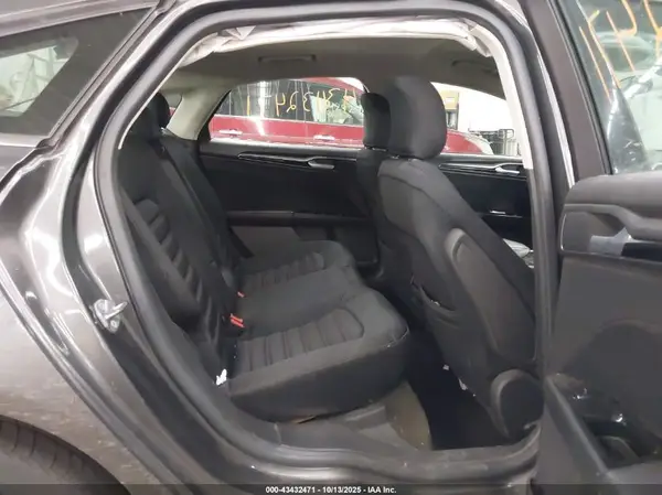 3FA6P0H74GR178002 2016 FORD FUSION - Image 8