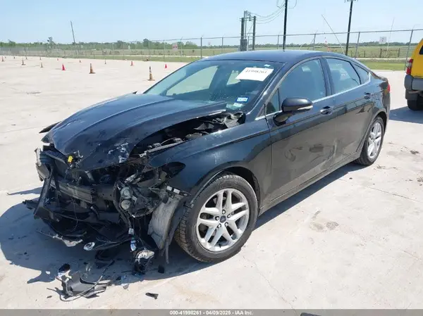3FA6P0H74GR235623 2016 FORD FUSION - Image 2
