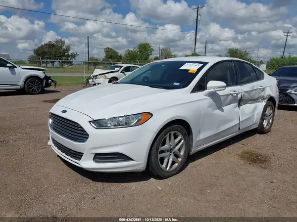3FA6P0H74GR306996 2016 FORD FUSION - Image 2