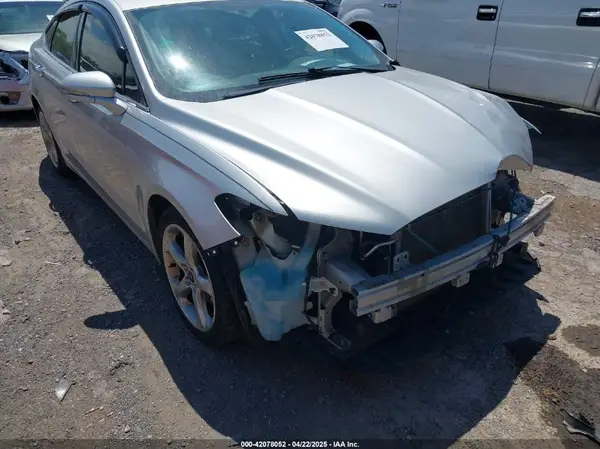 3FA6P0H74GR310840 2016 FORD FUSION - Image 1