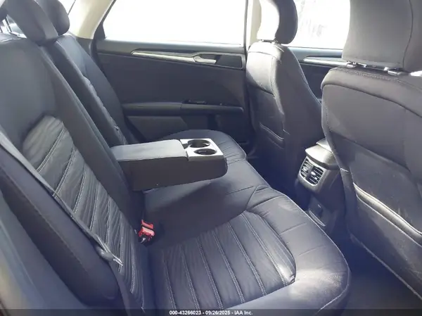 3FA6P0H74GR330778 2016 FORD FUSION - Image 8