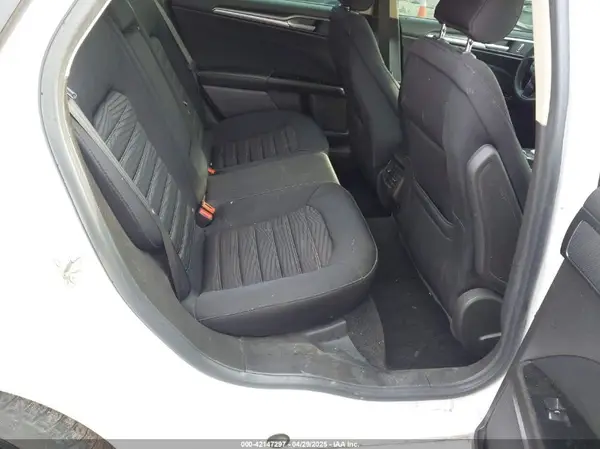 3FA6P0H74GR352229 2016 FORD FUSION - Image 8