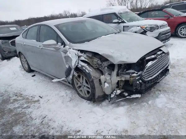 3FA6P0H74GR352909 2016 FORD FUSION - Image 1