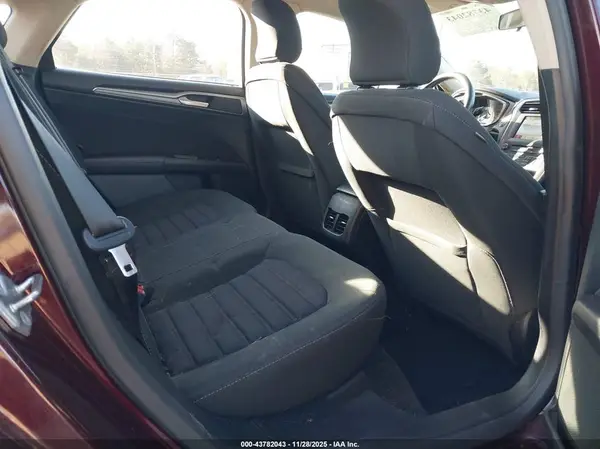 3FA6P0H74HR102202 2017 FORD FUSION - Image 8
