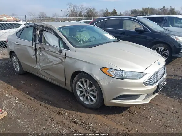 3FA6P0H74HR108369 2017 FORD FUSION - Image 1