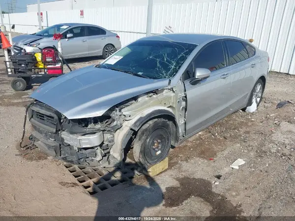 3FA6P0H74HR109828 2017 FORD FUSION - Image 2