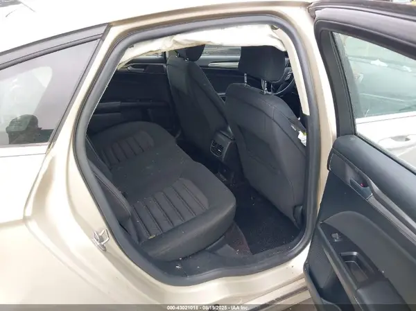 3FA6P0H74HR111563 2017 FORD FUSION - Image 8