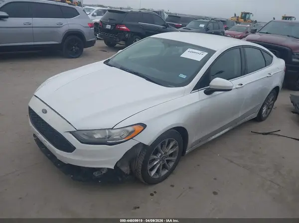 3FA6P0H74HR140867 2017 FORD FUSION - Image 2