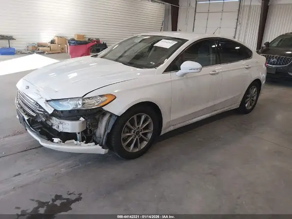 3FA6P0H74HR151688 2017 FORD FUSION - Image 2
