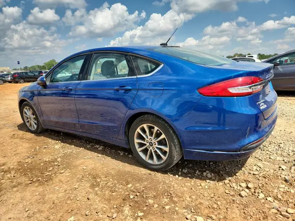 3FA6P0H74HR175781 2017 FORD FUSION - Image 2