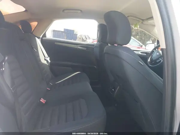 3FA6P0H74HR181077 2017 FORD FUSION - Image 8
