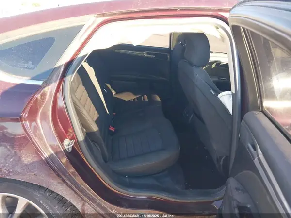 3FA6P0H74HR183685 2017 FORD FUSION - Image 8