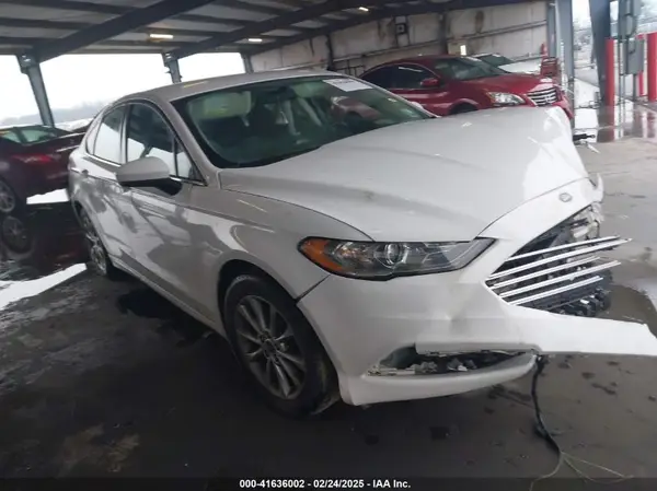 3FA6P0H74HR196954 2017 FORD FUSION - Image 1