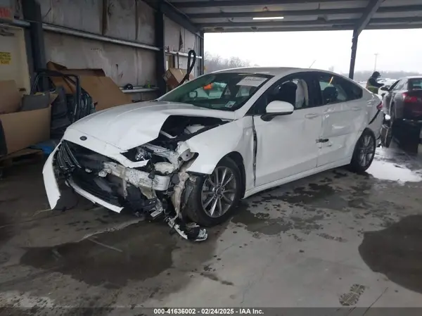 3FA6P0H74HR196954 2017 FORD FUSION - Image 2