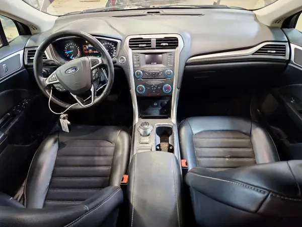 3FA6P0H74HR202607 2017 FORD FUSION - Image 8