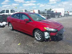 3FA6P0H74HR220010 2017 FORD FUSION