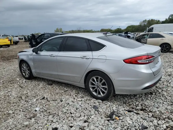3FA6P0H74HR253783 2017 FORD FUSION - Image 2