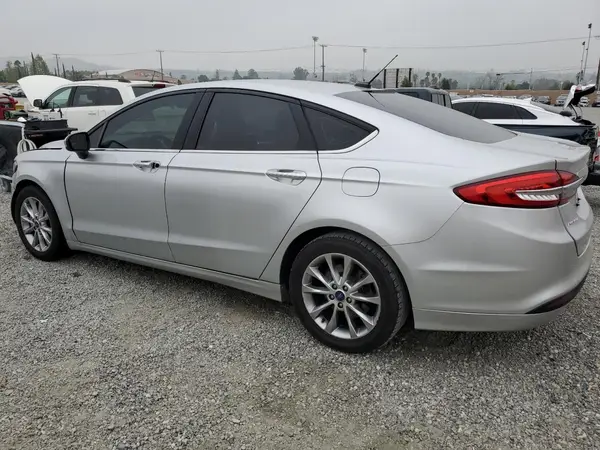 3FA6P0H74HR330667 2017 FORD FUSION - Image 2