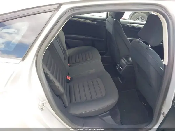3FA6P0H74HR359120 2017 FORD FUSION - Image 8