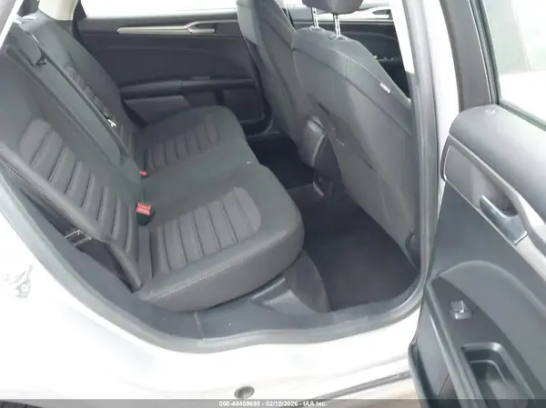 3FA6P0H74HR402127 2017 FORD FUSION - Image 8