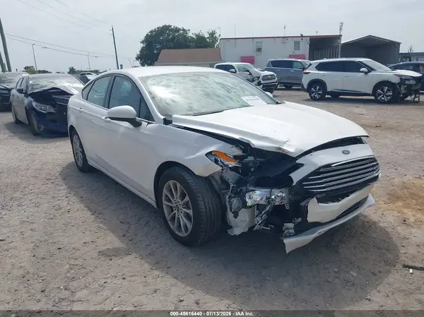 3FA6P0H74HR402970 2017 FORD FUSION - Image 1