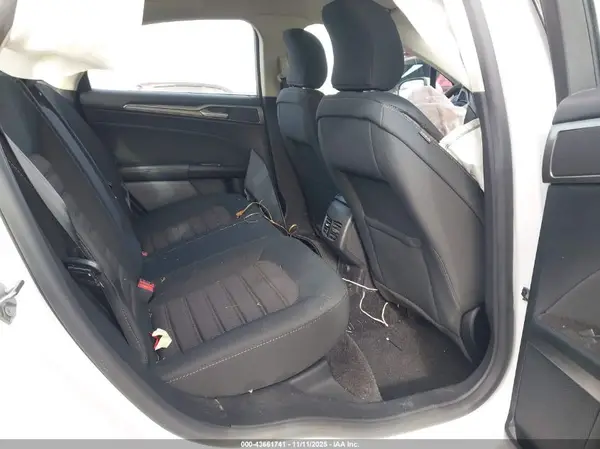 3FA6P0H74HR415234 2017 FORD FUSION - Image 8