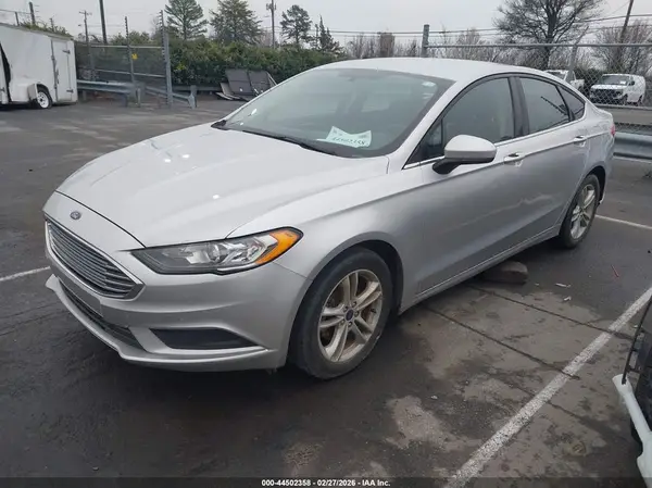 3FA6P0H74JR104117 2018 FORD FUSION - Image 2