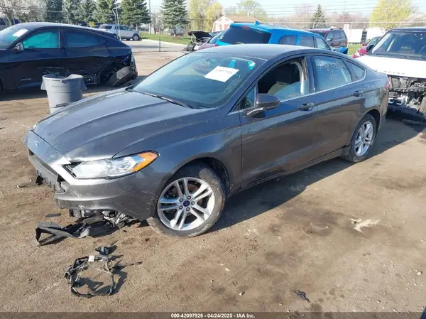 3FA6P0H74JR108569 2018 FORD FUSION - Image 2