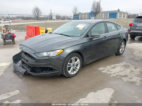 3FA6P0H74JR125727 2018 FORD FUSION - Image 2