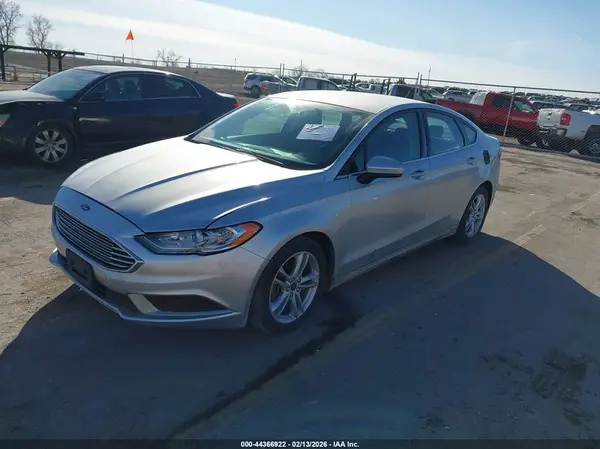 3FA6P0H74JR196622 2018 FORD FUSION - Image 2