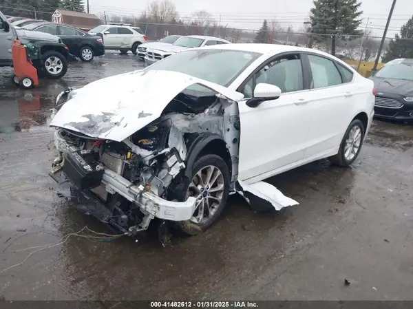 3FA6P0H74LR155667 2020 FORD FUSION - Image 2
