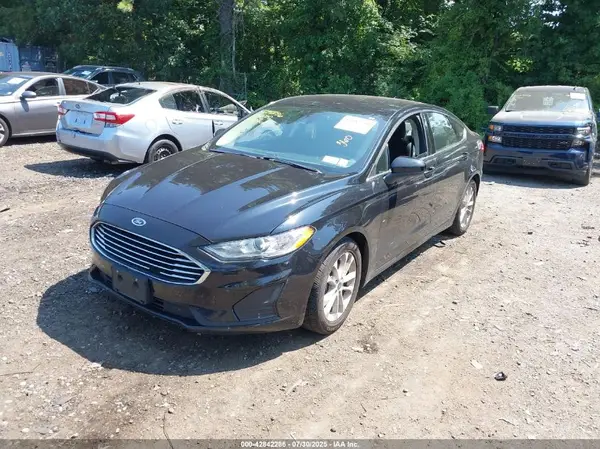 3FA6P0H74LR239214 2020 FORD FUSION - Image 2