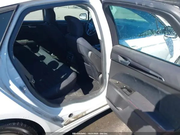 3FA6P0H75GR139371 2016 FORD FUSION - Image 8
