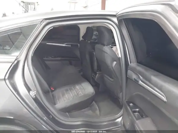 3FA6P0H75GR151827 2016 FORD FUSION - Image 8