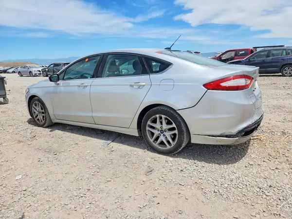 3FA6P0H75GR207717 2016 FORD FUSION - Image 2