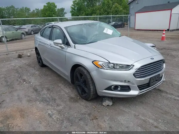 3FA6P0H75GR242726 2016 FORD FUSION - Image 1