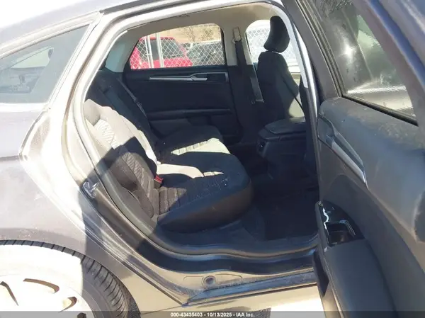 3FA6P0H75GR261681 2016 FORD FUSION - Image 8