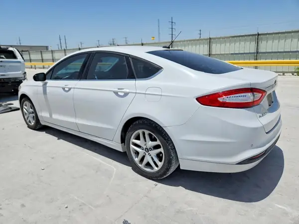 3FA6P0H75GR301967 2016 FORD FUSION - Image 2