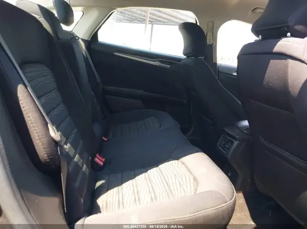 3FA6P0H75GR330062 2016 FORD FUSION - Image 8
