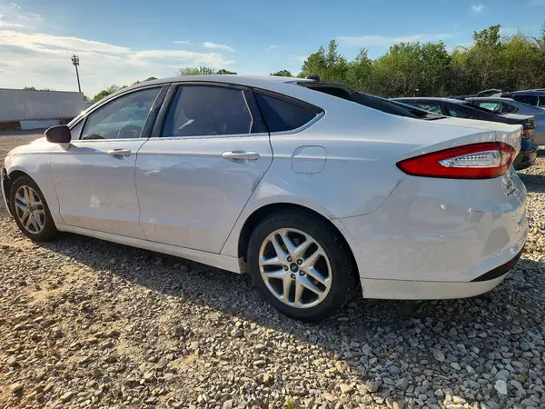 3FA6P0H75GR331566 2016 FORD FUSION - Image 2