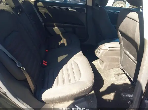 3FA6P0H75GR351235 2016 FORD FUSION - Image 8