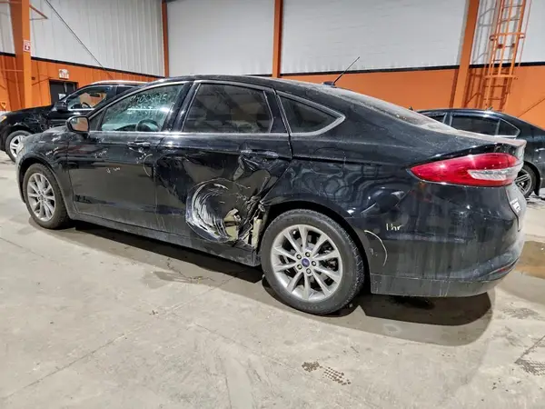 3FA6P0H75HR101835 2017 FORD FUSION - Image 2