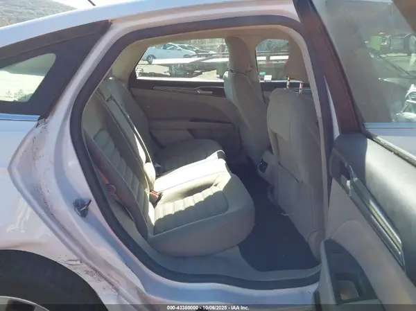 3FA6P0H75HR102287 2017 FORD FUSION - Image 8