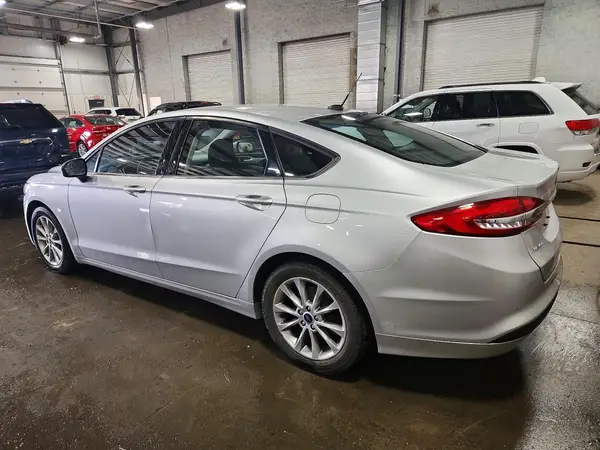 3FA6P0H75HR106856 2017 FORD FUSION - Image 2