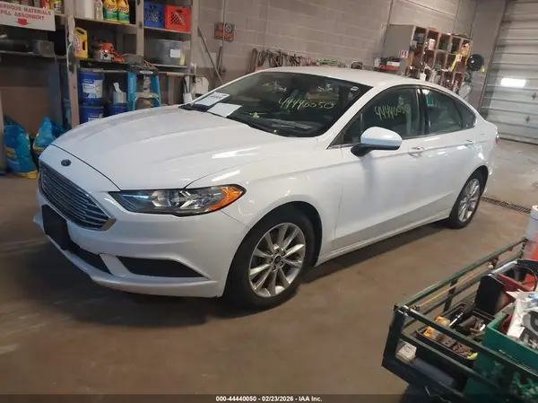 3FA6P0H75HR117792 2017 FORD FUSION - Image 2