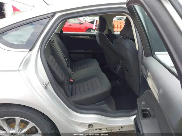 3FA6P0H75HR125214 2017 FORD FUSION - Image 8