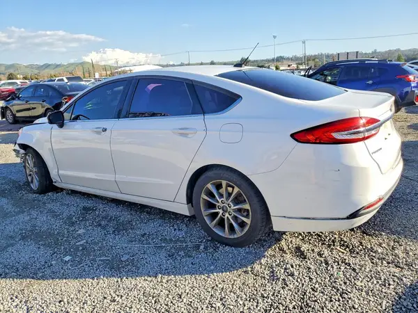 3FA6P0H75HR126766 2017 FORD FUSION - Image 2